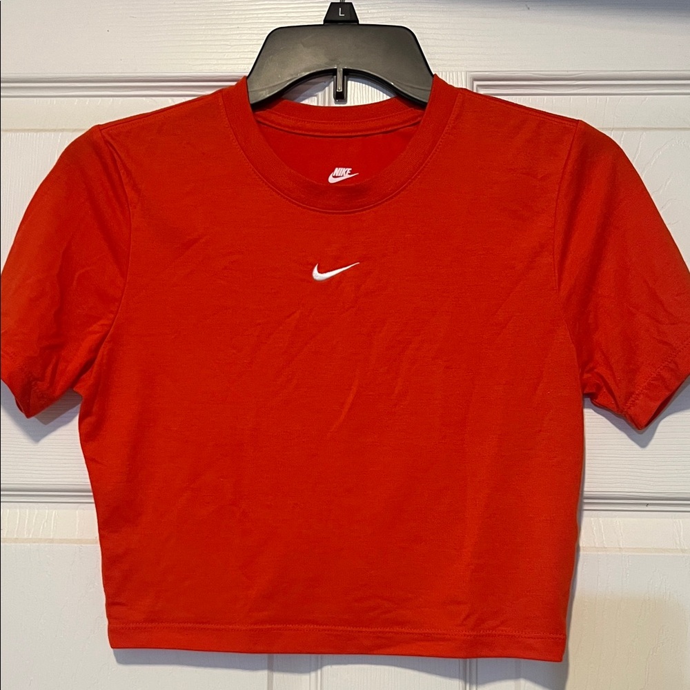 Nike Red Short Sleeve Tee